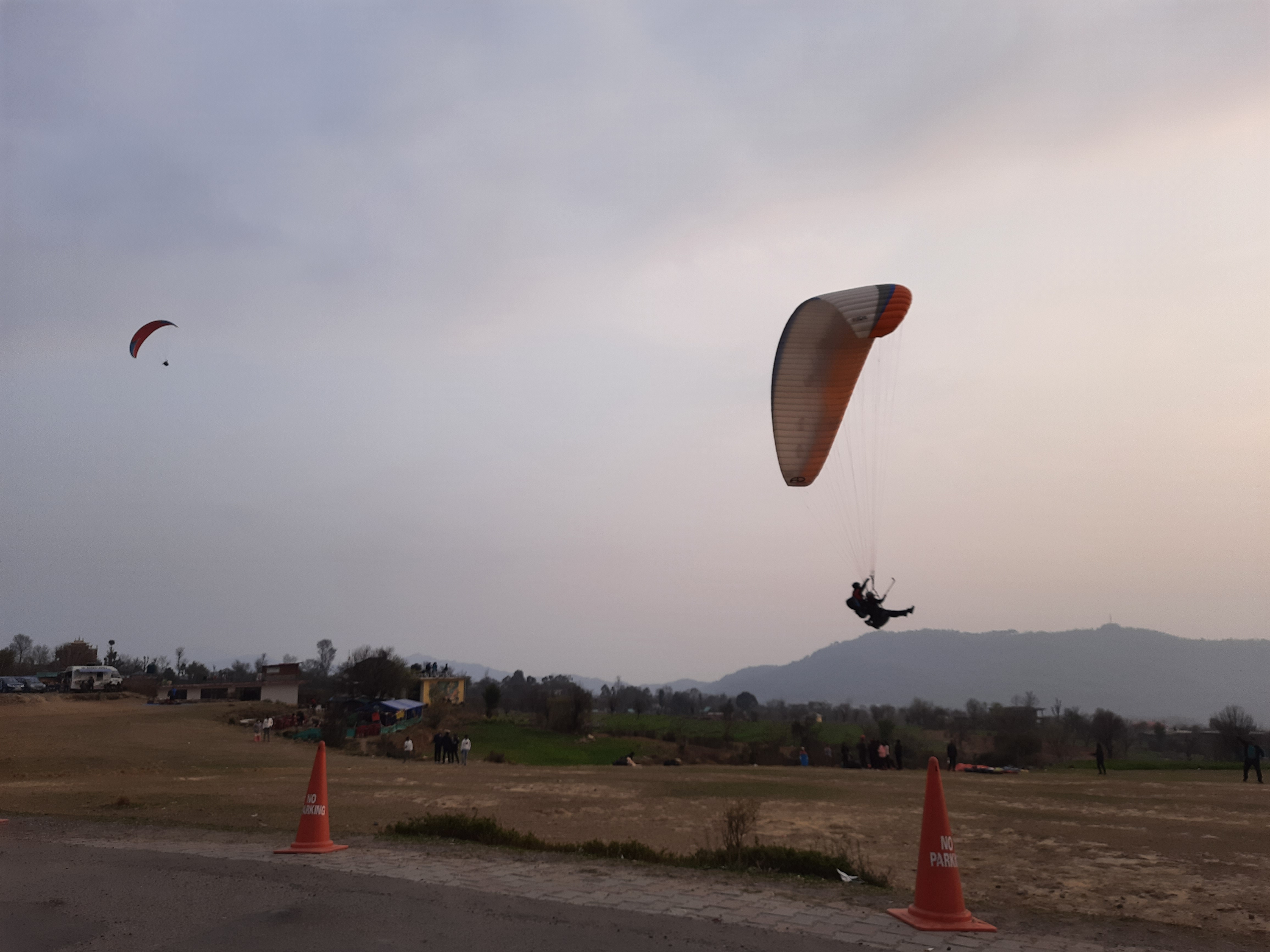 allin-running-camps-adventure-paragliding